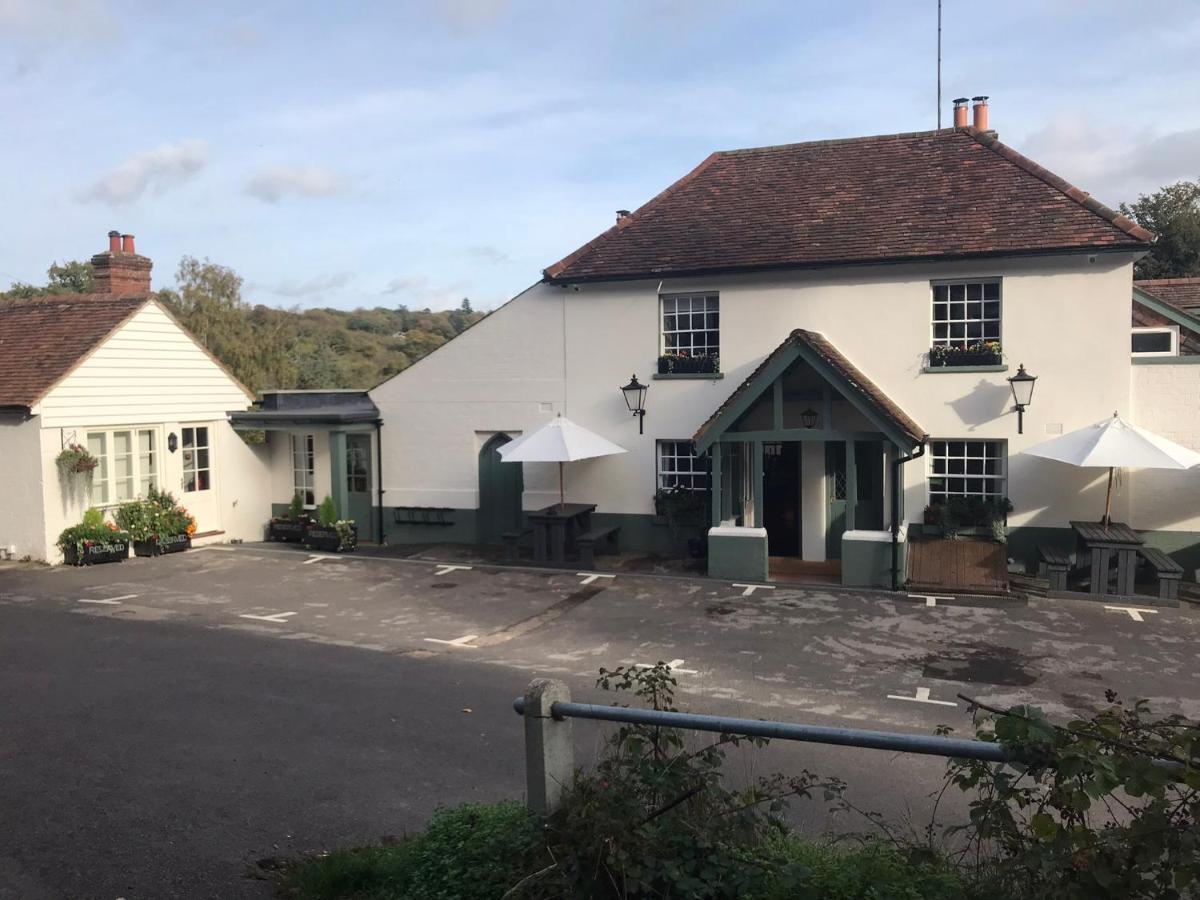 The Kings Head Hotel ดอร์กิง ภายนอก รูปภาพ