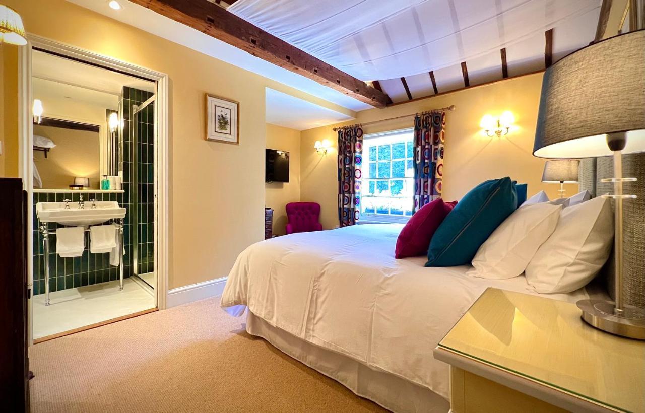 The Kings Head Hotel ดอร์กิง ภายนอก รูปภาพ